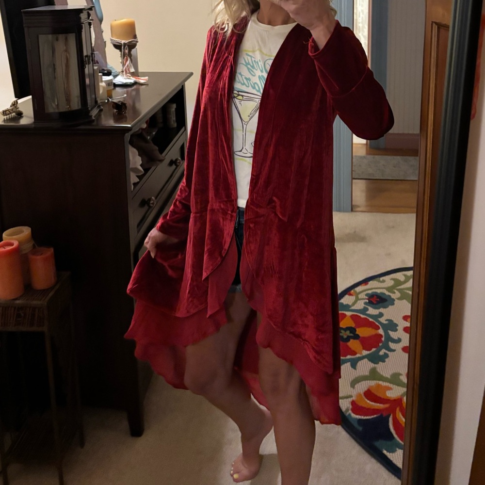 Chic Velvet Cardigan in Deep Red